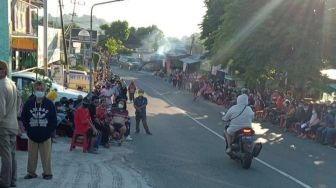 Bikin Kerumunan, Satgas Covid-19 Bubarkan Antrean Pasien Pengobatan Gratis di Balikpapan