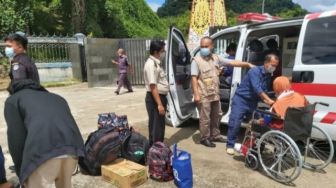 Kerja di Malaysia Idap Demensia, WNI Dipulangkan ke Indonesia