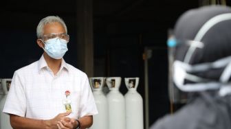 Gubernur Ganjar Pastikan Stok Oksigen di Jawa Tengah Aman