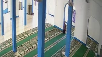 Pengurus Masjid Makassar Buka CCTV, Terbongkar Adegan Mengerikan Marbot ke Anak-anak