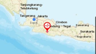 Garut Gempa Bumi, Pusat Getaran di Darat