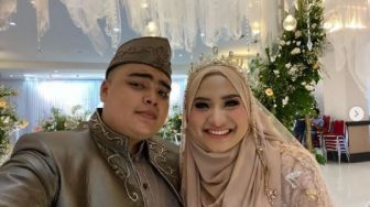 Ameer Azzikra Meninggal, Istri Kurung Diri hingga Mulai Pakai Cadar