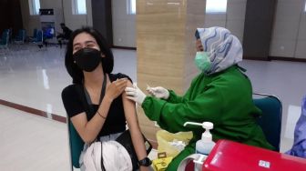 Vaksinasi Dosis Ketiga Nakes di Bandar Lampung Sudah Dimulai