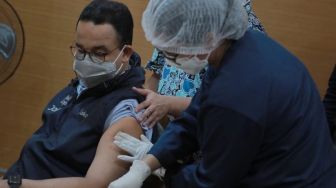 Anies: Siapapun yang Tinggal di Jakarta Bisa Dapat Vaksin