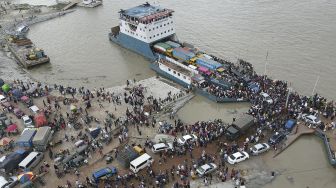 Ribuan Pekerja Migran Tinggalkan Ibu Kota Bangladesh saat Pengetatan Lockdown