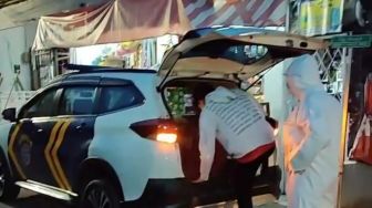 Dimodifikasi, Mobil Dinas Dishub Jakarta Timur Bisa Angkut Jenazah Covid-19