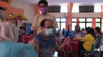 Perdik Sulsel Vaksin Ratusan Difabel di Kota Makassar