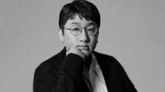 Bang Si Hyuk Mundur Jadi CEO HYBE, Ternyata Ini Alasannya!