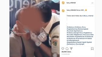 Waduh! Pria Ini Dicium Petugas Saat Swab Test, Netizen Geli