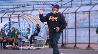 BRI Liga 1: Iwan Setiawan Mulai Racik Strategi Jelang Persela vs Madura United