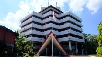 Positif Covid-19, 60 Mahasiswa KKN Profesi Unhas di Jeneponto Ditarik 