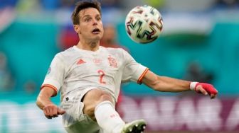 Euro 2020: Kisah Tangan Kiri Cesar Azpilicueta Dibalut Perban Warna Merah