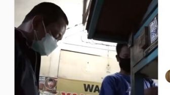 Ngaku Bernama Anwar Saat Sidak Angkringan, Wali kota Semarang Borong Semua Gorengan