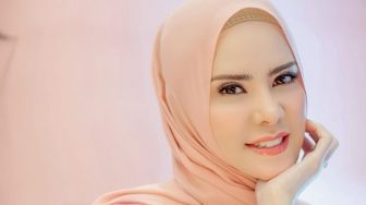 Jarang Nongol di TV Usai Cerai dengan Vicky Prasetyo, Angel Lelga Sukses Bangun Bisnisnya