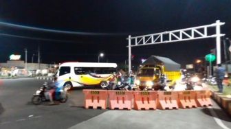 Akses Masuk Kota Malang Ditutup Imbas PPKM Darurat, Kemacetan Panjang Tak Terhindarkan