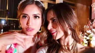 Dengar Kabar Nia Ramadhani Ditangkap, Ini yang Dilakukan Jessica Iskandar