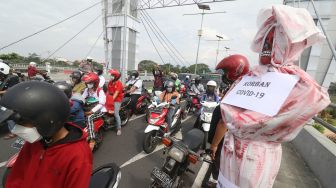 Penampakan Pocong saat Gerakan Hening Cipta Indonesia di Kediri