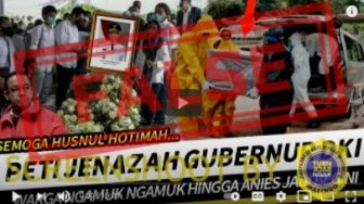 CEK FAKTA: Viral Foto Peti Jenazah Gubernur DKI Jakarta Digotong dari Ambulans, Benarkah?