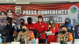 Menangis, Nia Ramadhani: Yang Saya Lakukan Bukan Contoh yang Terpuji