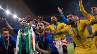 5 Hits Bola: Italia Juara Euro 2020, Leonardo Bonucci Ejek Suporter Inggris