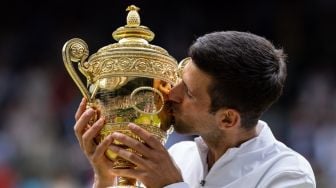 Top 5 Sport: Juara Wimbledon 2021, Djokovic Sebut Dirinya Petenis Terbaik Era Modern