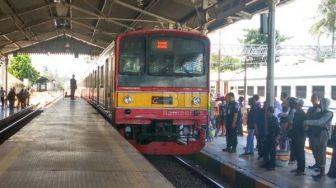  KRL Rangkasbitung-Tanah Abang Hanya Layani Pekerja Esensial dan Kritikal