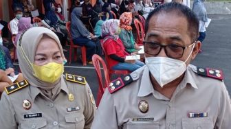 Warga Antusias Ikuti Vaksinasi Covid-19 di ATR/BPN Majalengka