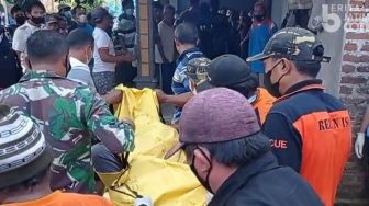 Pak Slamet Tak Selamat, 7 Jam Tenggelam Tersangkut di Dasar Sumur Mojokerto