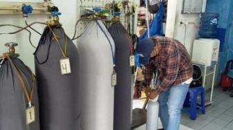 Stok Oksigen Cukup Tapi Masih Langka, Pengamat: Ada Potensi Penimbunan