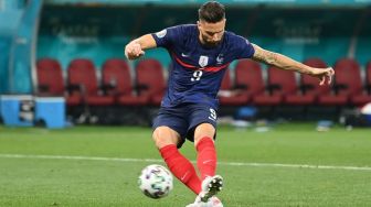 Paolo Maldini Konfirmasi Olivier Giroud Teken Kontrak di AC Milan