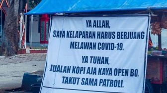 Viral Banner Angkringan Jeritan Pedagang saat PPKM Darurat: Jualan Kopi Kayak Open BO