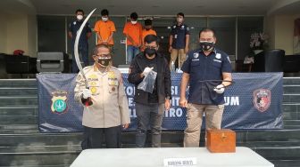 Anggota Geng Motor Brutal Ditangkap Usai Bacok Pria di Warkop dan Bawa Lari Kotak Amal