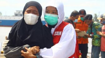 Update Pencarian Korban Kapal Tenggelam di Kalbar: 3 ABK Ditemukan, 39 Orang Hilang