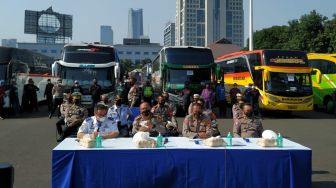 Langgar Peraturan PPKM Darurat, Lebih dari 30 Bus AKAP Diamankan