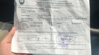 Curhat Pedagang Kecil: Sudah Patuhi Aturan PPKM Darurat, Masih Aja Diangkut Satpol PP