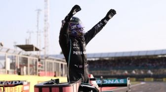 Rebut Pole untuk Sprint Race F1 GP Inggris, Hamilton Senang Banget
