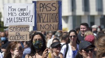 Protes Anti-Vaksin di Prancis, 100 Ribu Warga Demo Turun ke Jalan