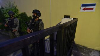 Densus 88 Tangkap Terduga Teroris Asal Citangkil Cilegon di Mancak, Rumah Digeledah