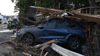 Tesla Bebaskan Biaya Isi Ulang Baterai Mobil Listrik di Kawasan Terdampak Banjir Eropa