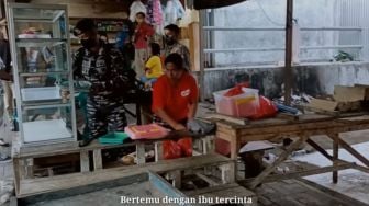 Baru Pulang Pendidikan, Prajurit TNI ini Langsung Bantu Ibu Bereskan Warung