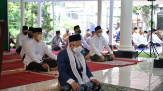 Terapkan Prokes, Wapres Gelar Salat Idul Adha di Rumah Menteng