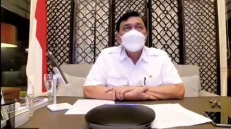 Luhut minta paket bansos obat diperiksa dengan benar