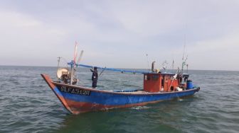 Kapal Malaysia Tangkap Ikan dan Rusak Terumbu Karang, Lawan Petugas Saat Ditangkap