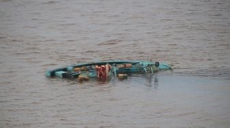 Tiga Hari Pencarian, Puluhan Nelayan Hilang di Perairan Natuna Belum Ditemukan