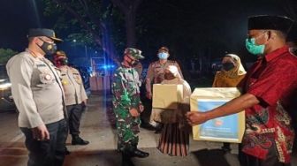 Patroli Skala Besar, Polresta Bagikan 500 Paket Sembako untuk Warga Terdamp