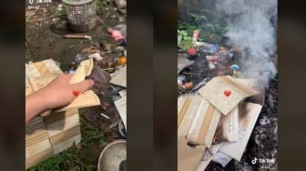 Nyesek! Mendadak Batal Nikah, Viral Pria Ini Bakar Undangan Pernikahannya Sendiri