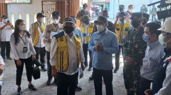Menteri PUPR Tinjau Rumah Sakit Khusus Lapangan Covid-19 di Bantul: Permintaan Sinuhun