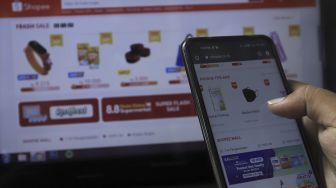 Tokopedia atau Shopee, Siapa Jawara E-Commerce di Indonesia Tahun 2021?