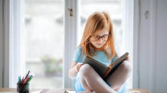 Buku Menumpuk Tak Kunjung Dibaca, Yuk Mulai dengan Terapkan 6 Kebiasaan Berikut!