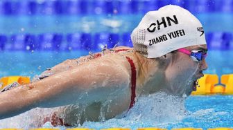 Rebut Medali Emas Olimpiade Tokyo, Ratu Kupu-kupu China Pecahkan Rekor Renang 200m